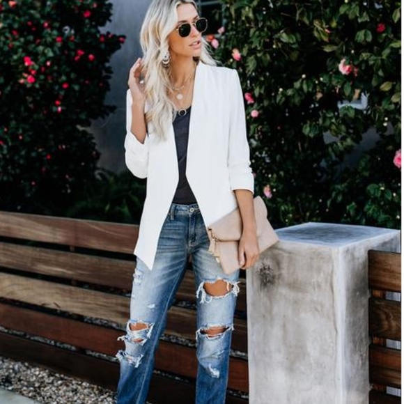 ANJA White Blazer - Picture 2 of 7